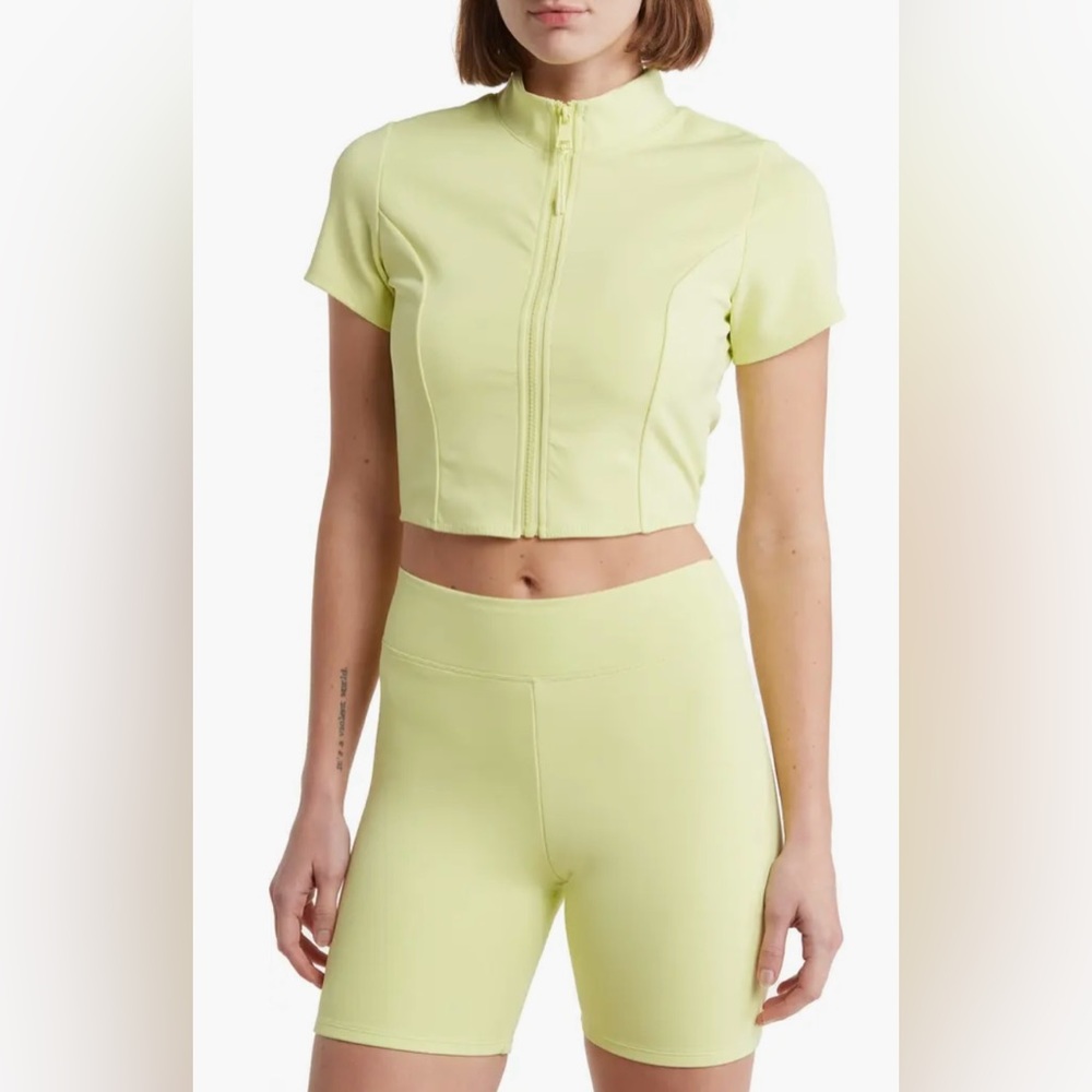 *30. Good American Scuba Surf Crop Swim Top